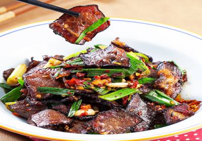 舌尖上的湘西密碼：十大土家苗寨風味，讓你體驗不一樣的煙火氣！